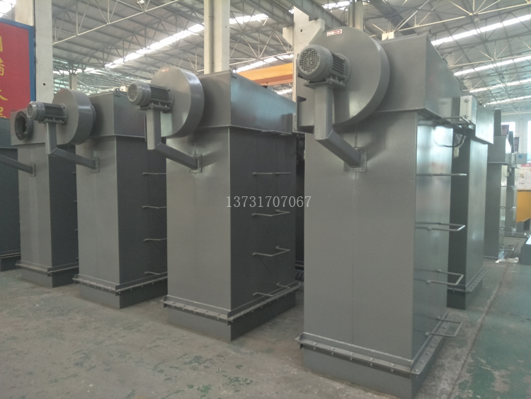 2018年最新研發(fā)15m2、25m2倉頂布袋除塵器投放市場